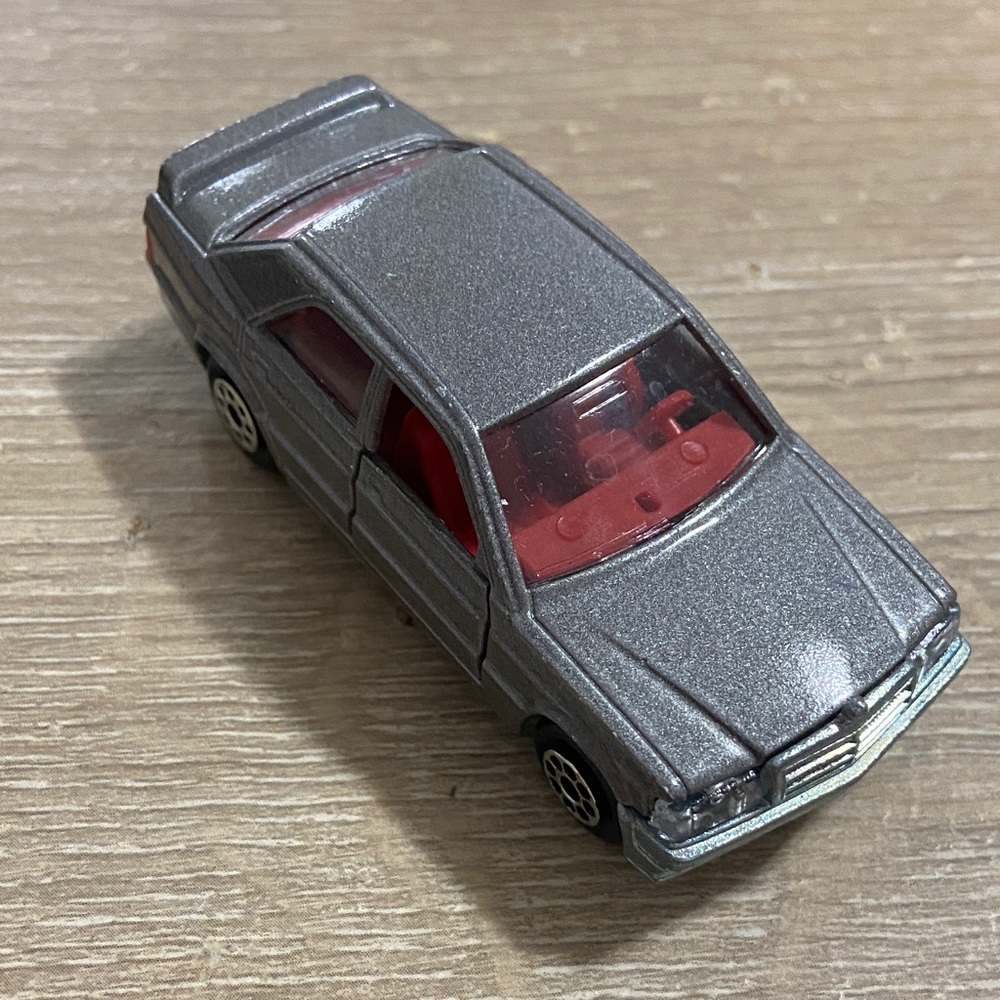 Vintage Majorette Mercedes 190 E 2.3-16 No.231 Grey Metallic